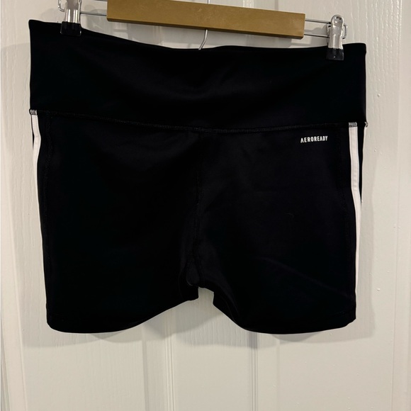 Adidas women’s spandex shorts size L - Picture 2 of 3